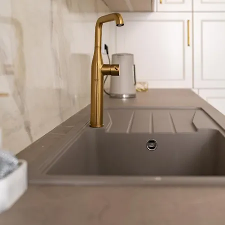 Luxury On The Main Square- Lusso, Fresco, Pure Banská Bystrica