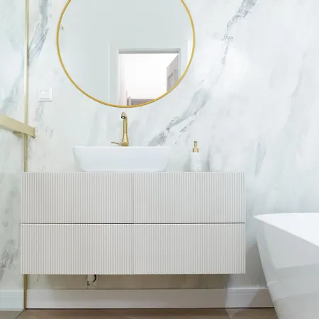 Daire Luxury On The Main Square- Lusso, Fresco, Pure *