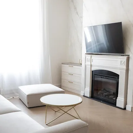 Luxury On The Main Square- Lusso, Fresco, Pure Appartement