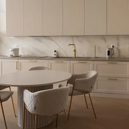 Luxury On The Main Square- Lusso, Fresco, Pure Appartement *