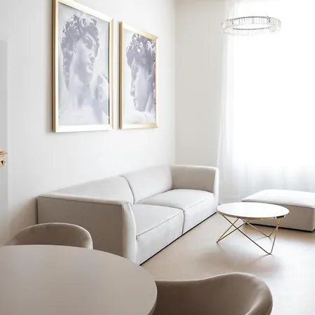 Luxury On The Main Square- Lusso, Fresco, Pure Apartmán