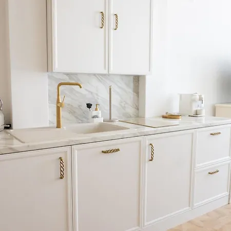 Luxury On The Main Square- Lusso, Fresco, Pure *