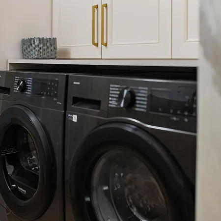 Daire Luxury On The Main Square- Lusso, Fresco, Pure