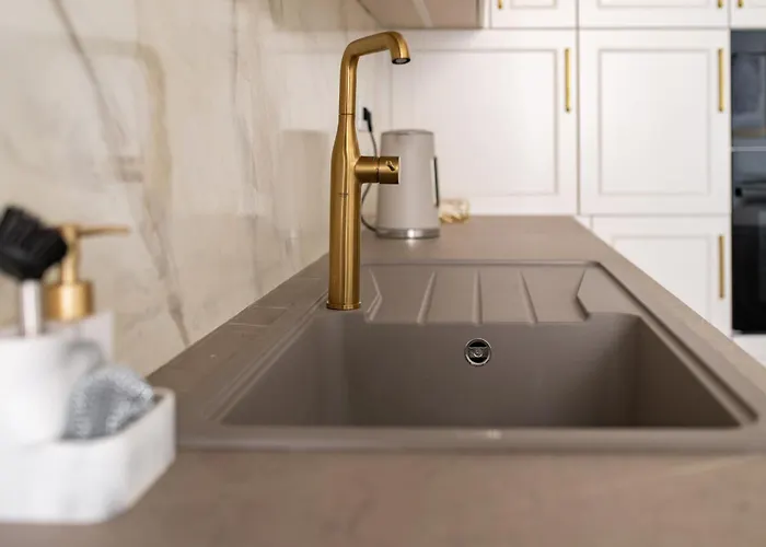 Luxury On The Main Square- Lusso, Fresco, Pure Banska Bystrica