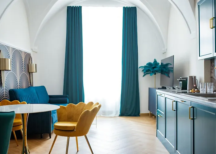 Luxury On The Main Square- Lusso, Fresco, Pure *