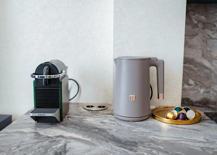 Luxury On The Main Square- Lusso, Fresco, Pure Banska Bystrica