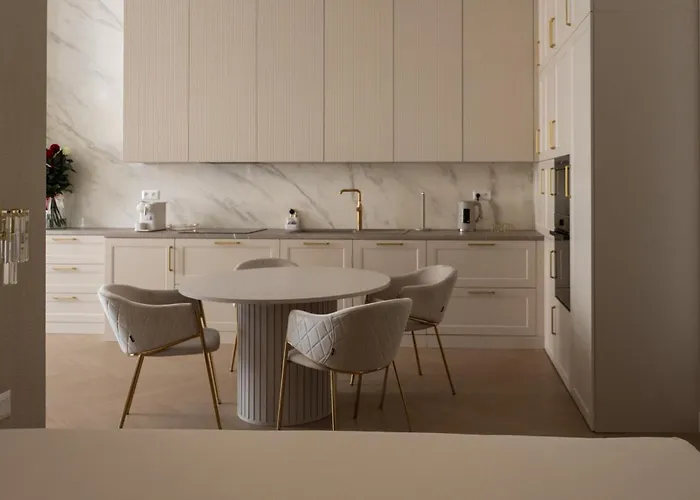 Apartment Luxury On The Main Square- Lusso, Fresco, Pure