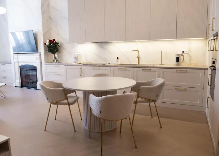 Luxury On The Main Square- Lusso, Fresco, Pure Apartment Banska Bystrica