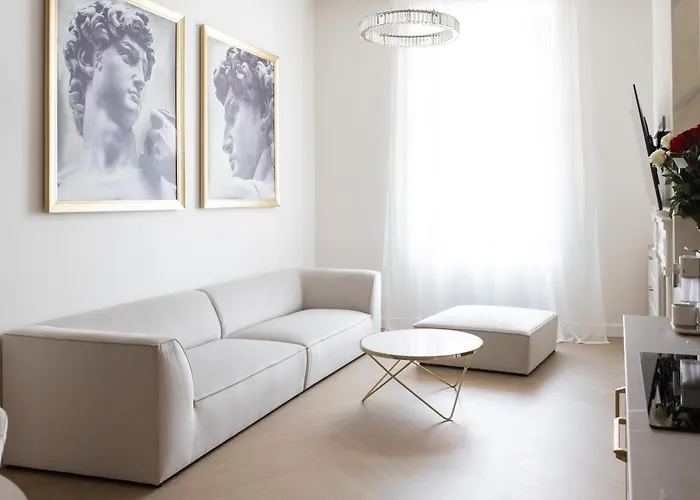 Luxury On The Main Square- Lusso, Fresco, Pure *