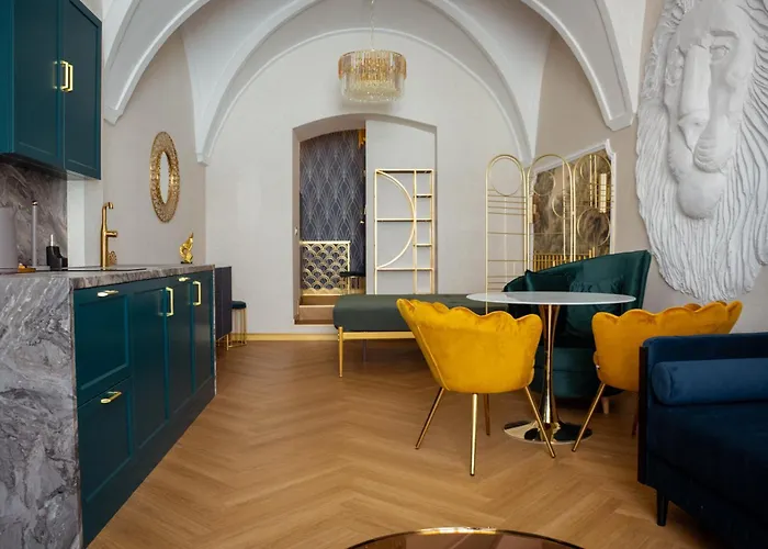 Luxury On The Main Square- Lusso, Fresco, Pure Apartment Banska Bystrica